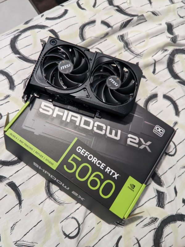 Placa de Vídeo MSI RTX 5060 Shadow 2X OC 8GB GDDR7