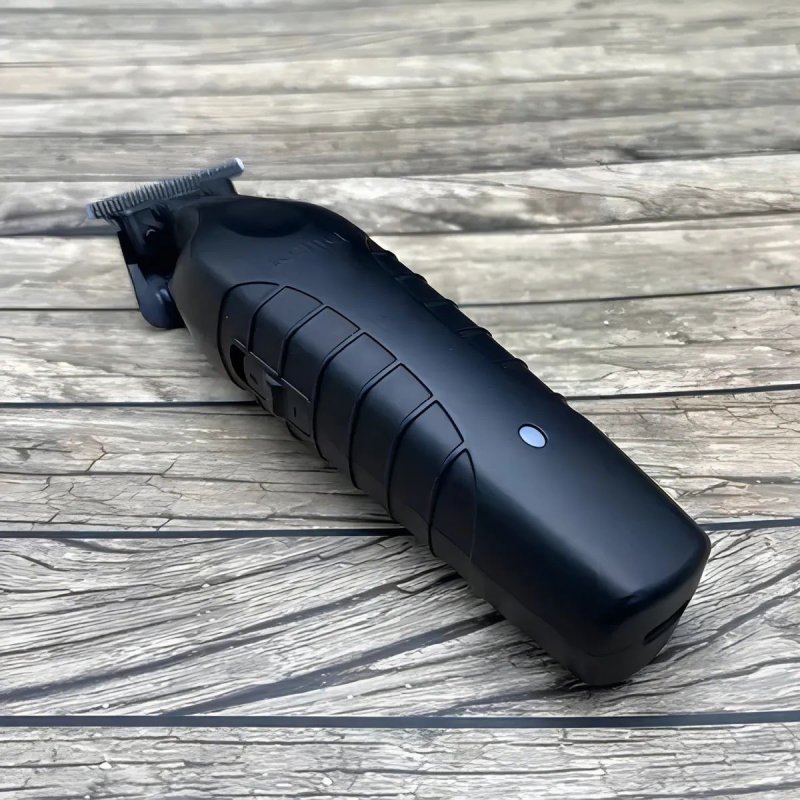 Máquina De Acabamento e Corta Cabelo Kemei