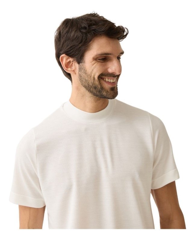 Camiseta Gola Média Masculina Básica Verona Opus