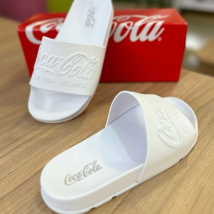 Chinelo Coca Cola Slide Coke Bold Original