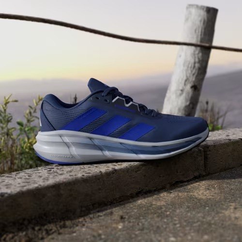 Tênis de Corrida Masculino Questar 3 Adidas
