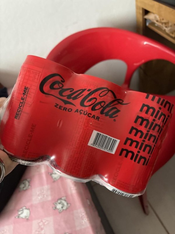 Pack de Coca-Cola sem açúcar Lata 220mL 6 unidades
