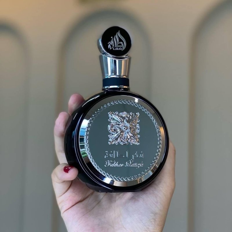 Perfume Árabe Masculino Fakhar Black Eau De Parfum 100ml