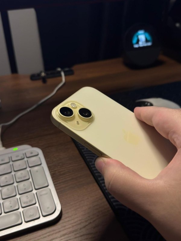 Apple iPhone 15 (128 GB) — Amarelo com Frete Grátis
