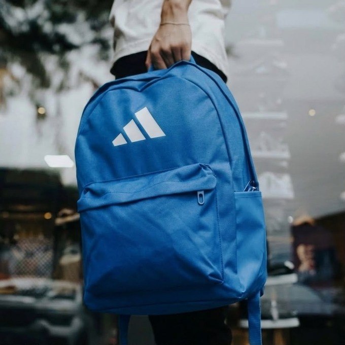 Mochila Adidas Classic Badge of Sport 3-Stripes