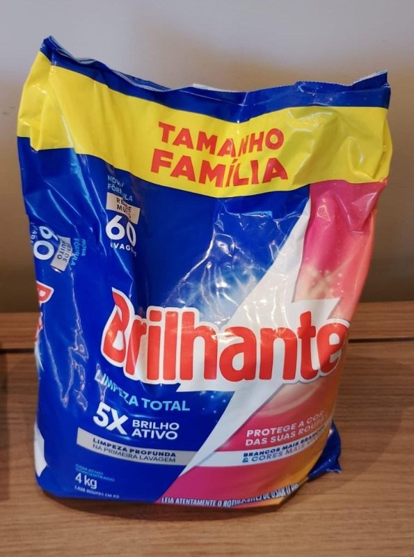 Lava-Roupas em Pó Brilhante 4 Kg