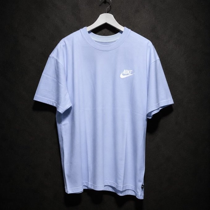 Camiseta Nike Sportswear Club Masculina