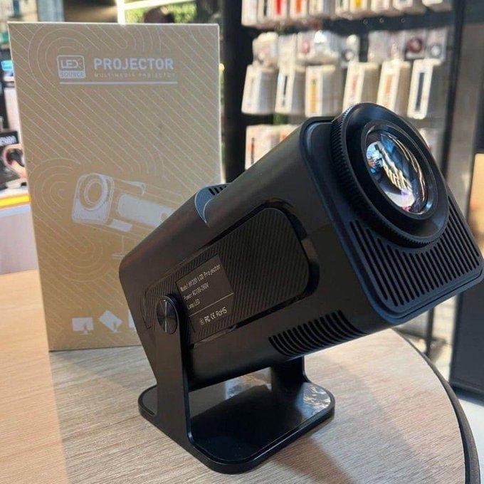 Projetor 4K Ultra HD HY320 Bluetooth 127/220V
