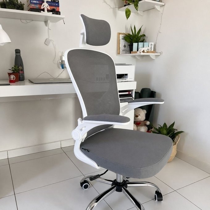 Cadeira De Escritório Ergonômica Giratória Boston G100 Com Estofado Mesh LuvinCo Com Ajuste Lombar