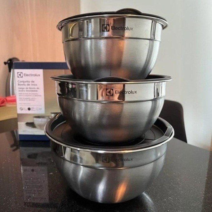 Conjunto com 3 Bowls Tigelas Inox e Tampa Plástica Electrolux