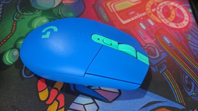 Mouse sem fio Logitech G305 LIGHTSPEED (Azul)