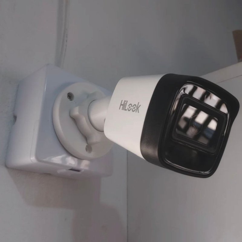 Câmera Bullet 1080p 25m 2.8mm Hilook Hikvision
