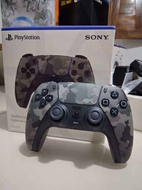 Controle sem fio PlayStation DualSense™ – Gray Camouflage