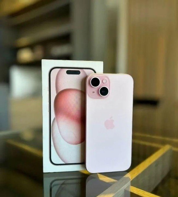 Apple iPhone 15 (128 GB) + Frete Grátis