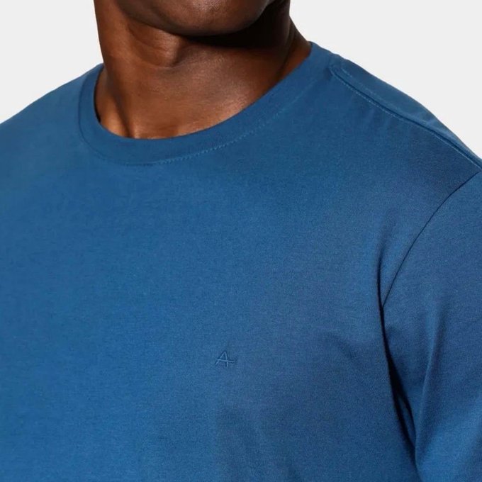 Camiseta Aramis Manga Curta Bordado