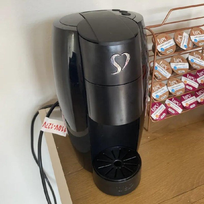 Cafeteira Espresso LOV - TRES 3 Corações