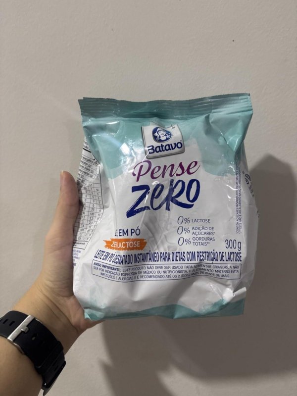 Leite em Pó Desnatado Instantâneo Batavo Pense Zero Sachê 300g