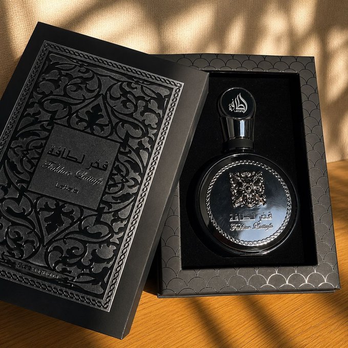 Lattafa Fakhar Black EDP 100ml Perfume Árabe Masculino
