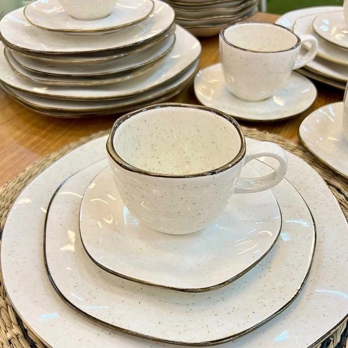 Aparelho de Jantar e Chá Ryo Maresia 20 Peças Branco e Marrom Oxford + Frete Grátis