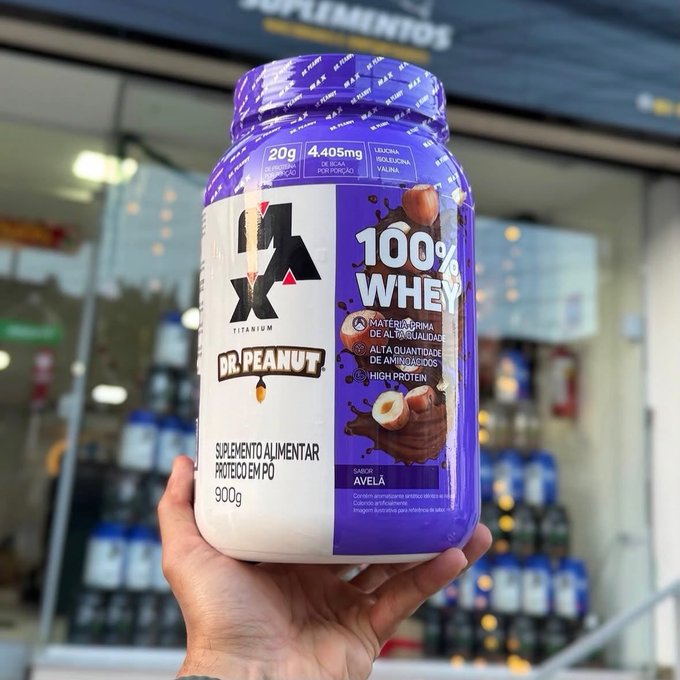 100% Whey Max Titanium x Dr. Peanut 900g - Sabor Avelã + Frete Grátis