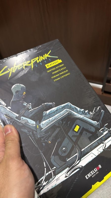 HQ Cyberpunk 2077: Blackout - Bartosz Sztybor (Capa Dura) + Frete Grátis