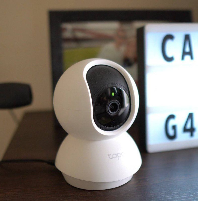 Câmera de Segurança Wi-Fi TP-Link Tapo C200 1080p 360°
