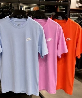 Camiseta Nike Sportswear Club Masculina