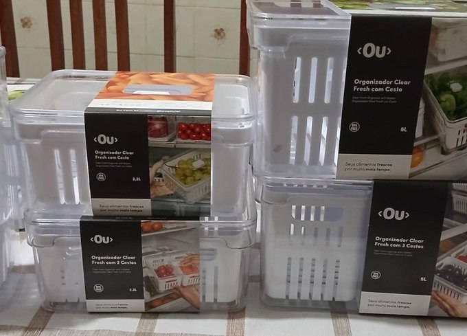 Organizador de Geladeira com Escorredor Interno, 2,2 L