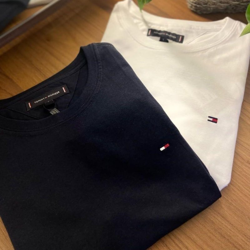 Kit Camisetas Tommy Hilfiger Preta/branca 2un - Original