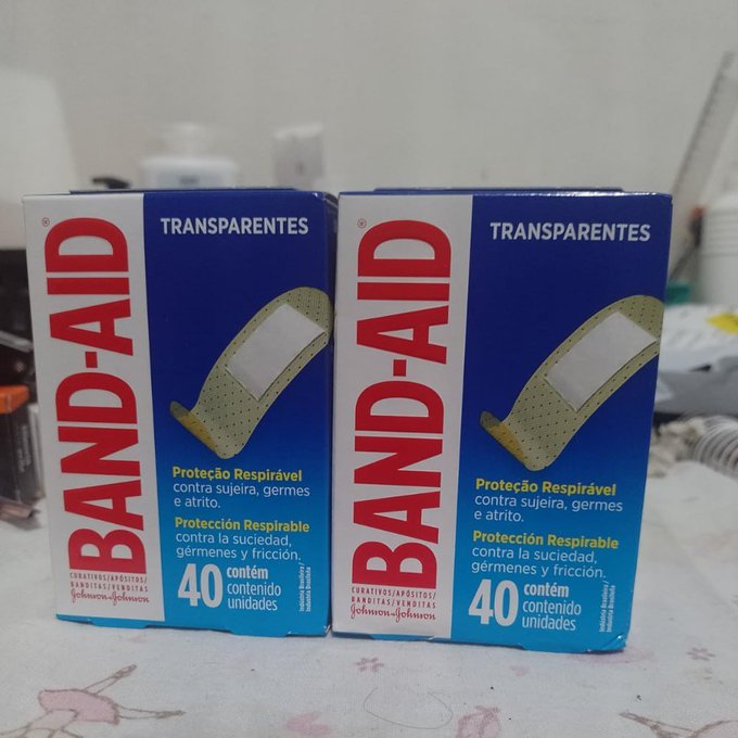 40 Un. Band-Aid Curativos Adesivos