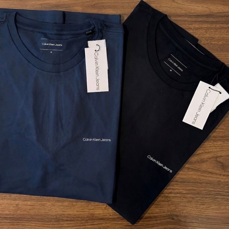 Kit 2 Camisetas Masculinas Calvin Klein
