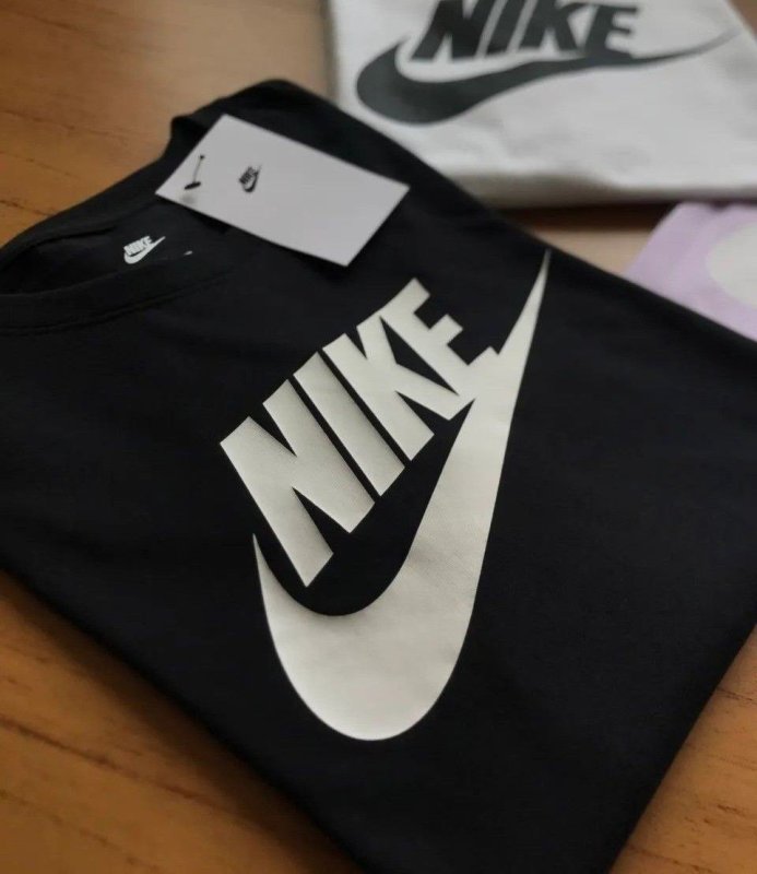 Camiseta Nike Sportswear Icon Futura Masculina