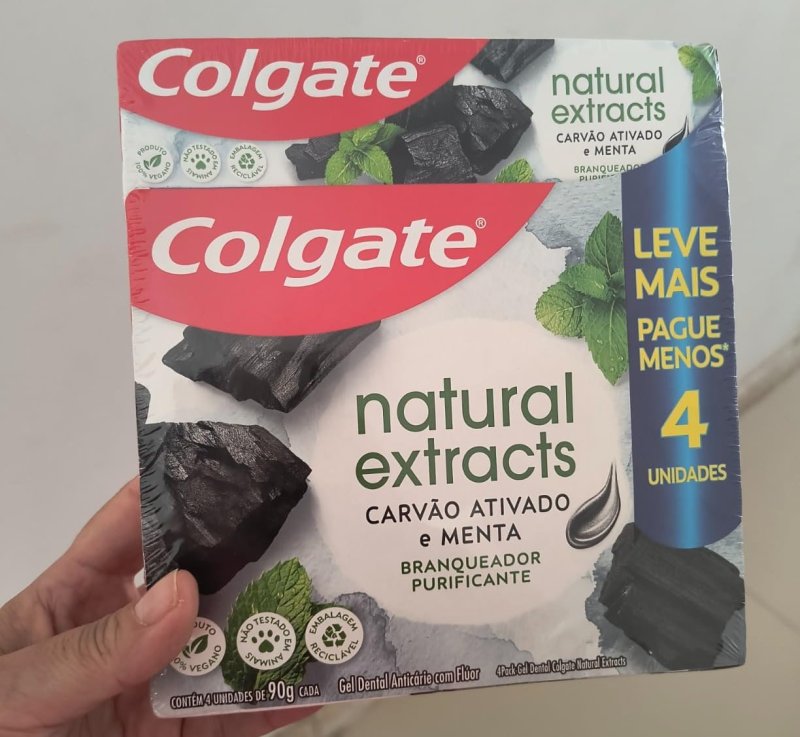 Creme Dental Colgate Natural Extracts 90g