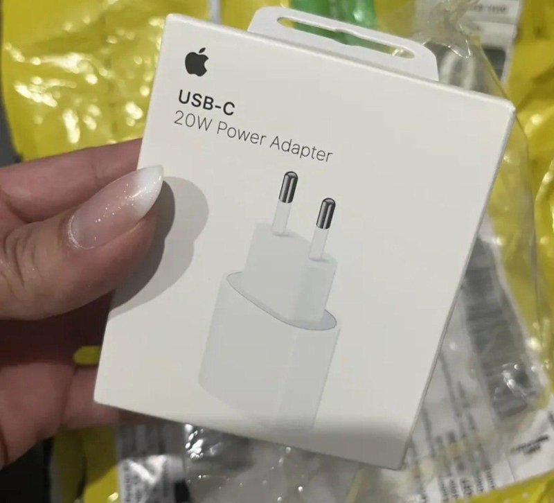 Carregador Fonte iPhone Original 20W Tipo-C Turbo