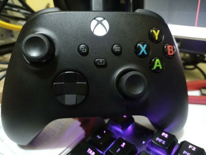 Controle do Xbox - Carbon Black