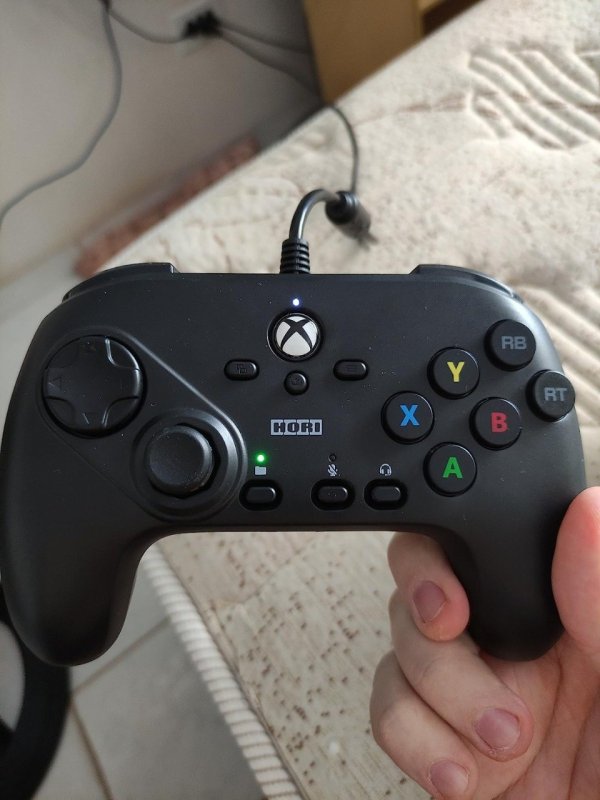Controle de Luta Hori Octa para Xbox Series + Frete Grátis