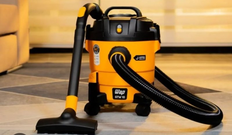 Aspirador De Pó E Água Wap Gtw 10 1400w De Potência Com Bocal De Sopro Amarelo/preto 220v