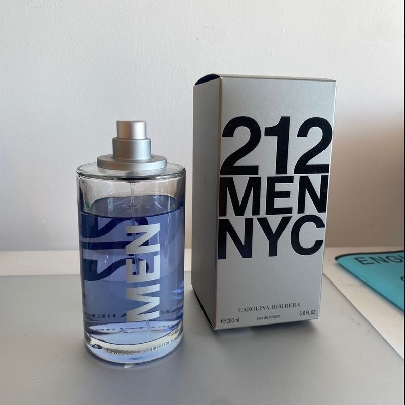 Perfume Carolina Herrera 212 Men NYC Eau de Toilette 200 ml masculino