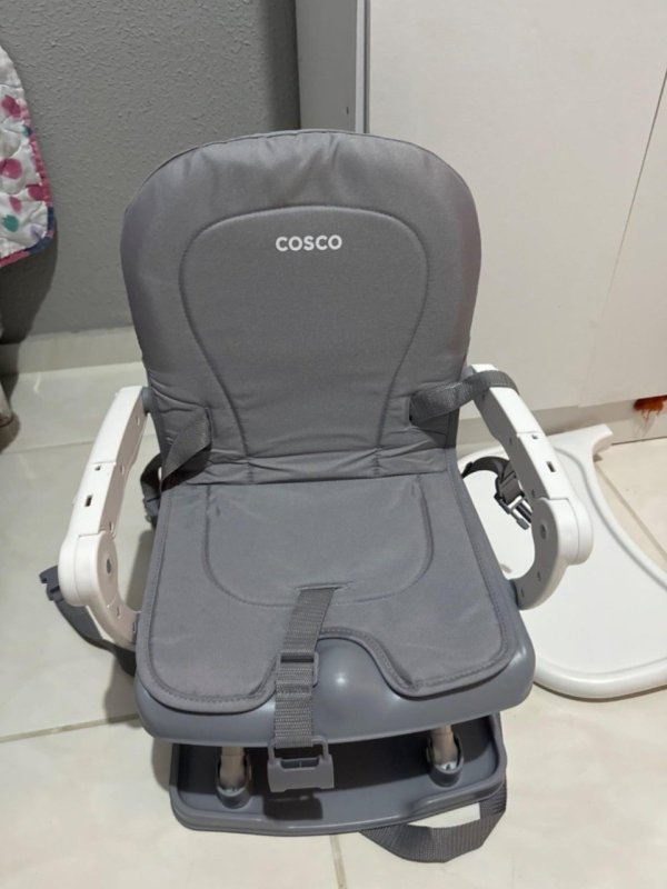 Cadeira de Refeição Portátil Cosco Kids Pop Preto