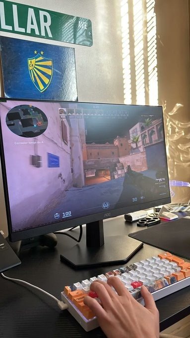 Monitor Gamer AOC AGON G42 24" IPS Full HD, 200Hz, 0.3ms, HDR10