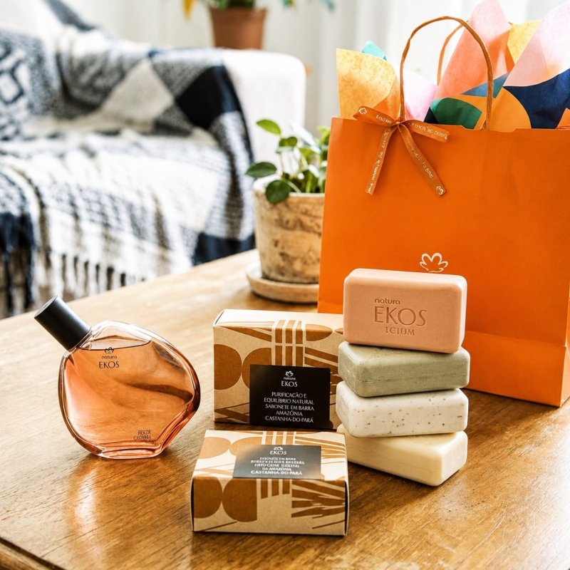 Kit Presente Ekos: Deo Colônia Ryo Vivo 75ml + Caixa Com 4 Sabonetes Vegetais Cremosos 100g