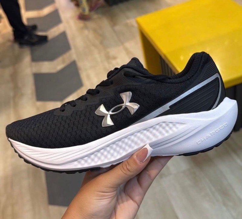 Tênis Esportivo Charged Slight 3 Corrida Macio Under Armour