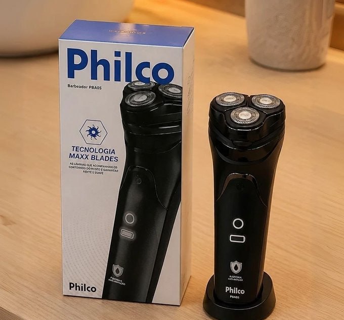 Barbeador Elétrico Pba08 À Prova D'Água Bivolt Philco Preto 127/220v