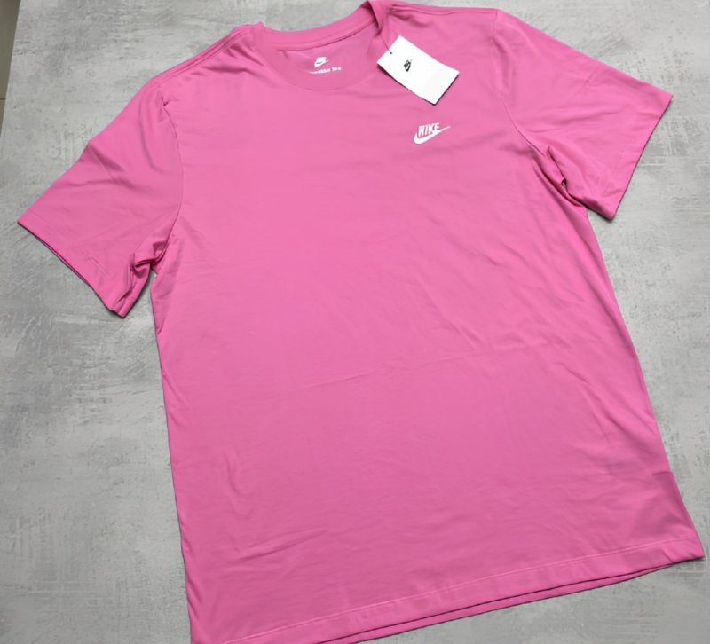 Camiseta Nike Sportswear Club Masculina Azul-claro P