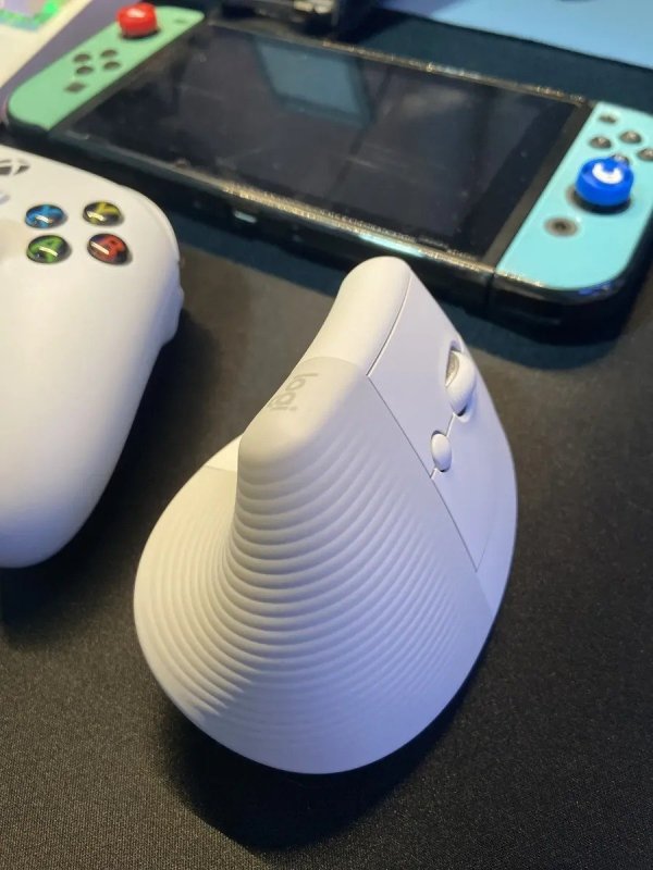 Mouse Sem Fio Logitech Lift Vertical - Branco