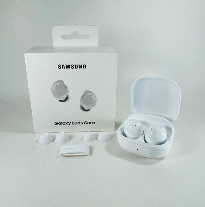 Fone de Ouvido Sem Fio Samsung Galaxy Buds Core Branco