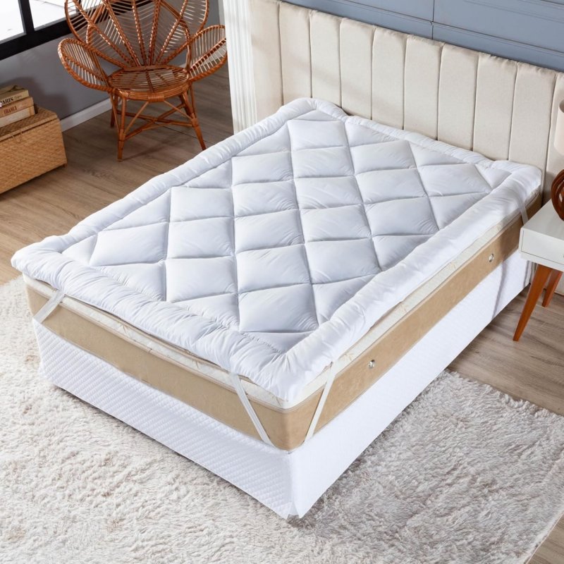 Pillow Top 400 Fios Toque de Plumas Casa Dona (Casal)