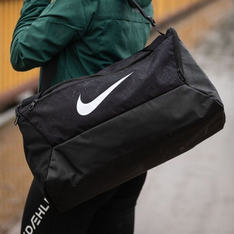 Mala Nike Brasilia 9.5 - 41 L