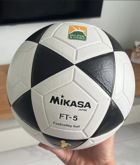 Bola De Futevôlei Mikasa Ft-5 Oficial Clássica Padrão Fifa