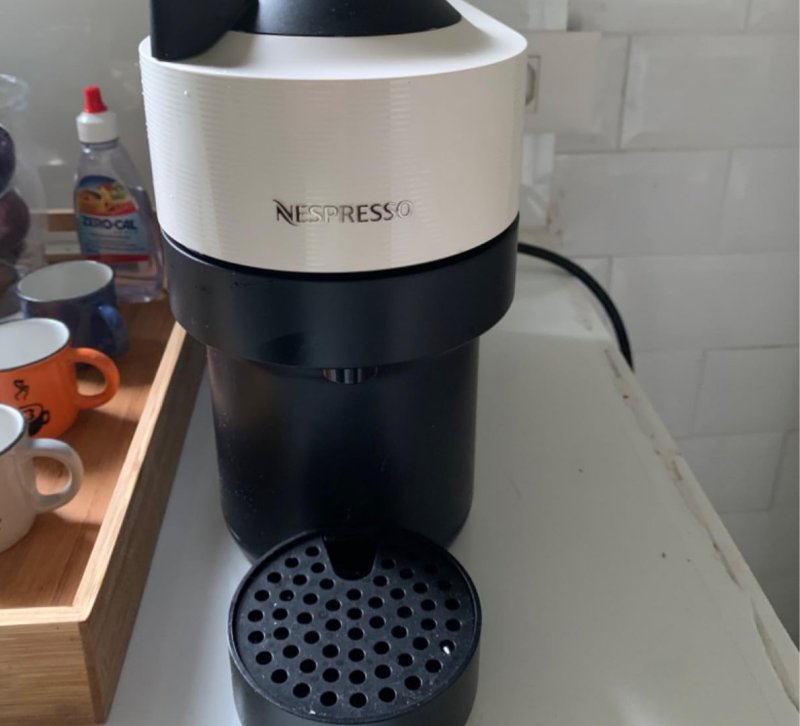 Cafeteira Espresso Nespresso Vertuo Pop Branco Coco 220V